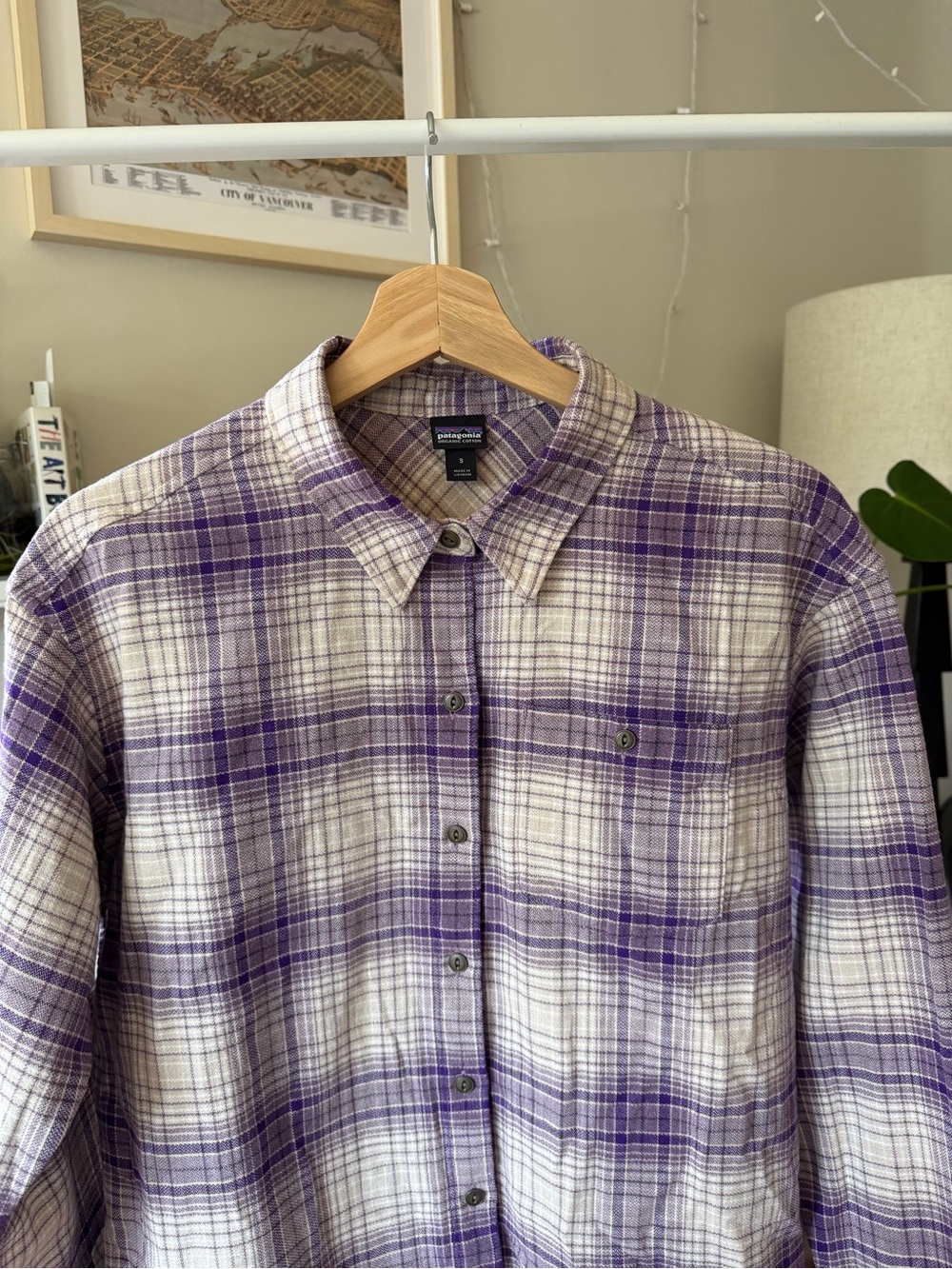 Patagonia Driving Somg Womens Purple Plaid Flannel Button-Up Shirt